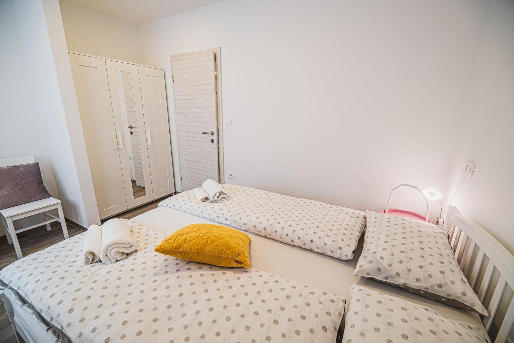 Gotar Apartment With Garden Kobarid Exterior photo