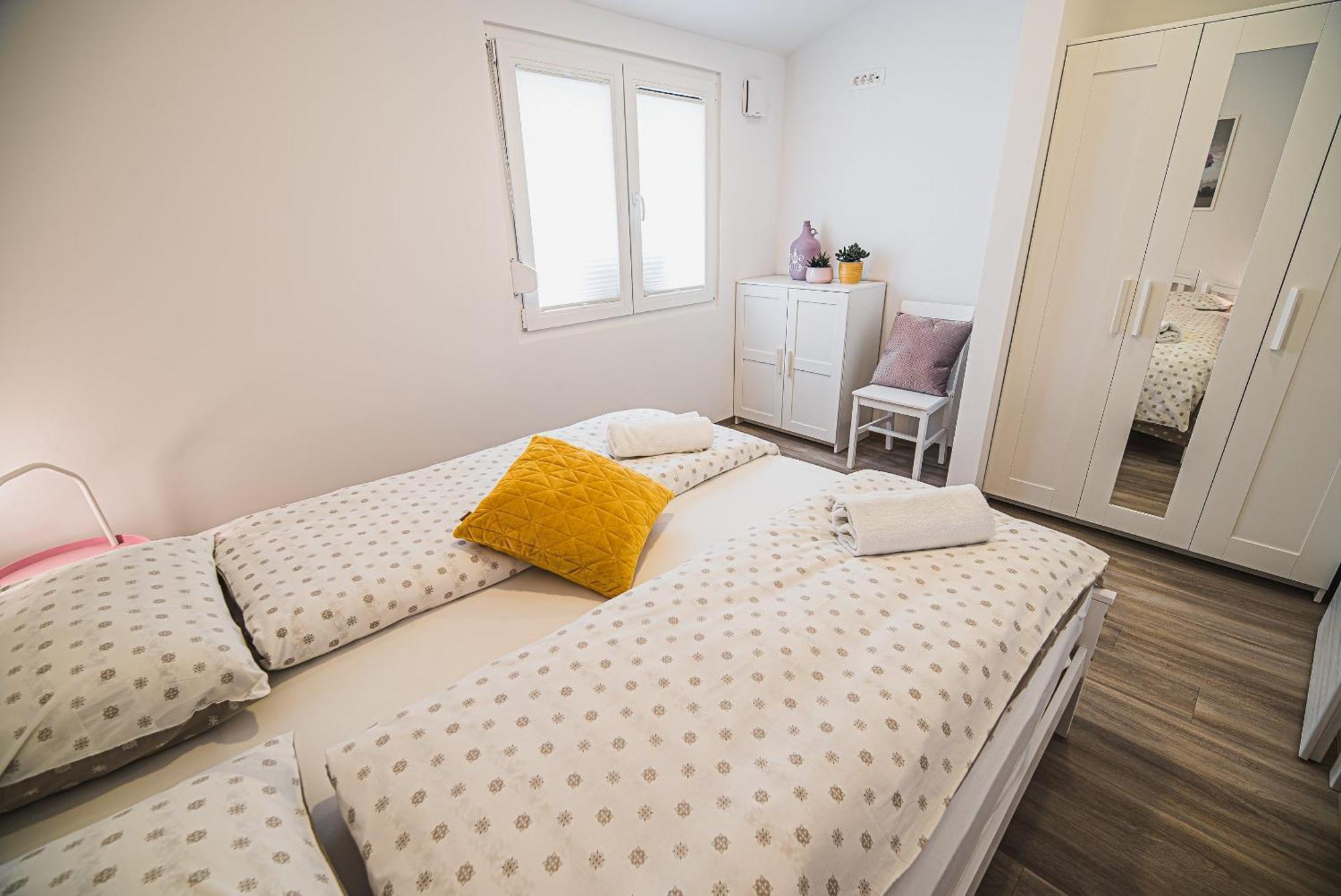 Gotar Apartment With Garden Kobarid Exterior photo