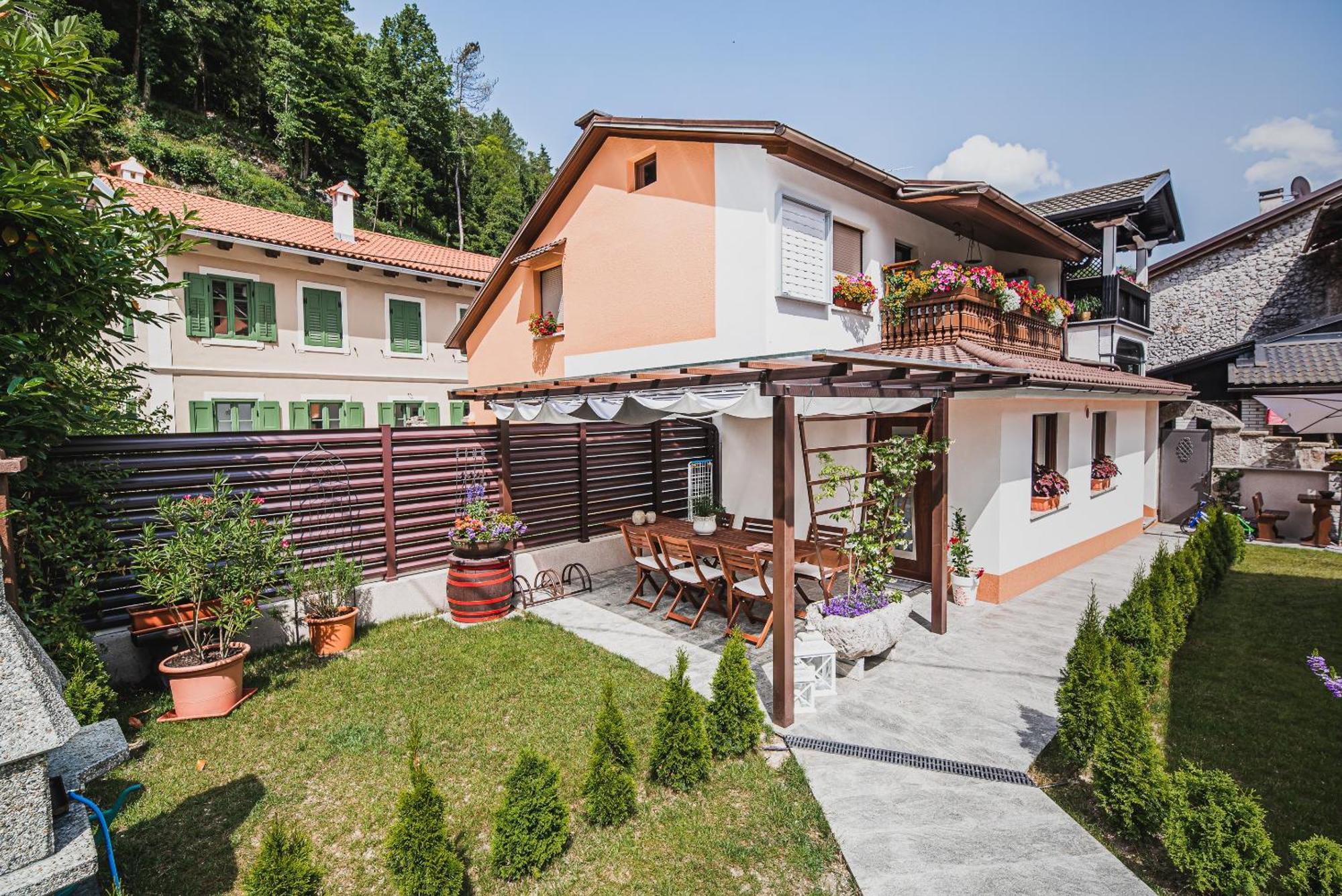 Gotar Apartment With Garden Kobarid Room photo